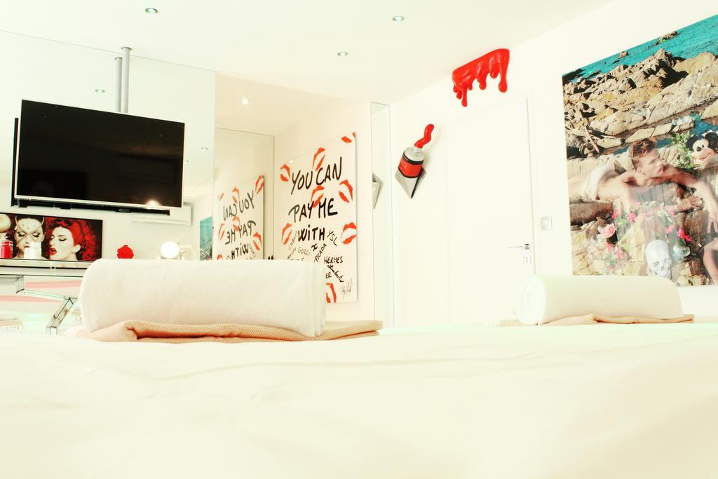 Shangtasia Luxury Art Room Grimaud Buitenkant foto