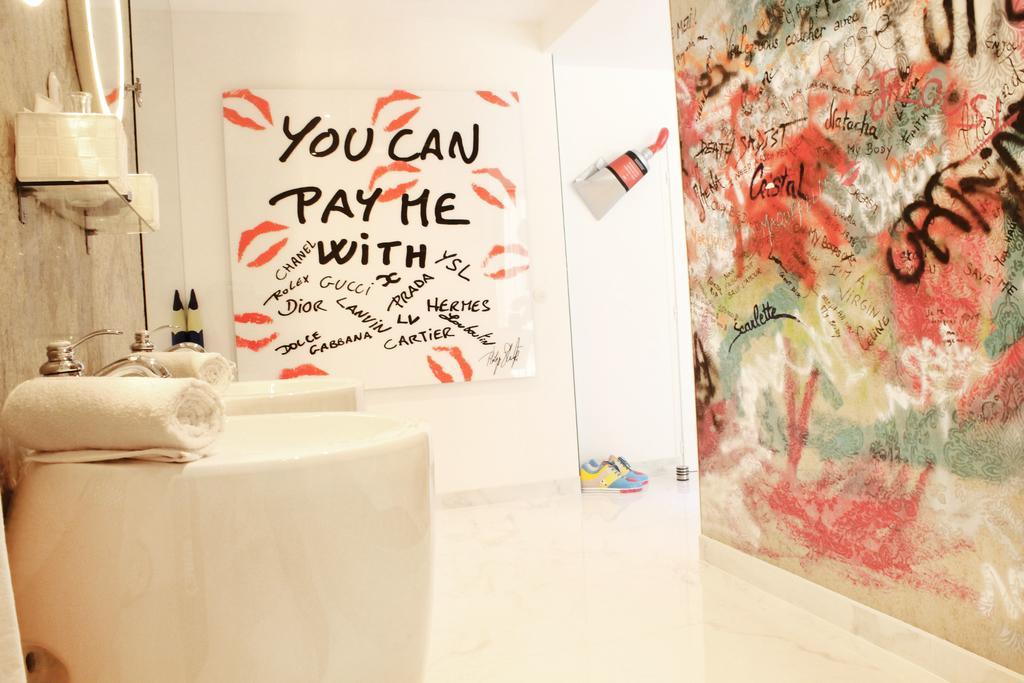 Shangtasia Luxury Art Room Grimaud Buitenkant foto