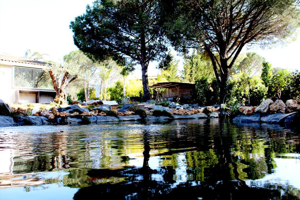 Shangtasia Luxury Art Room Grimaud Buitenkant foto