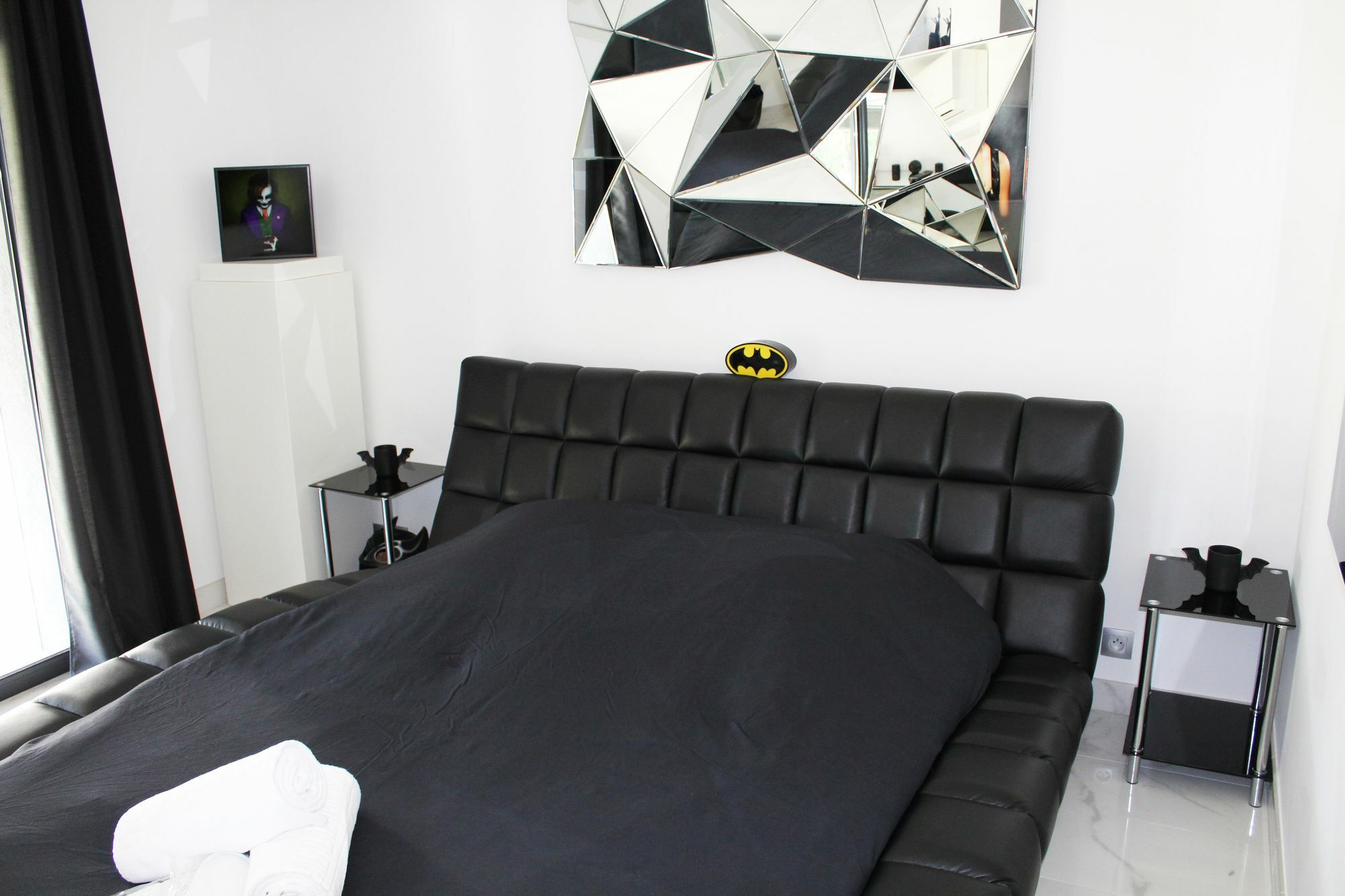 Shangtasia Luxury Art Room Grimaud Buitenkant foto