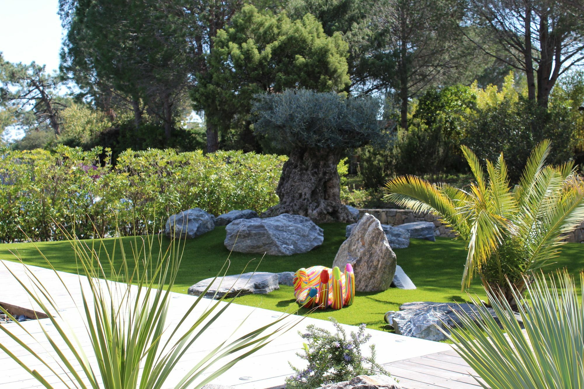 Shangtasia Luxury Art Room Grimaud Buitenkant foto